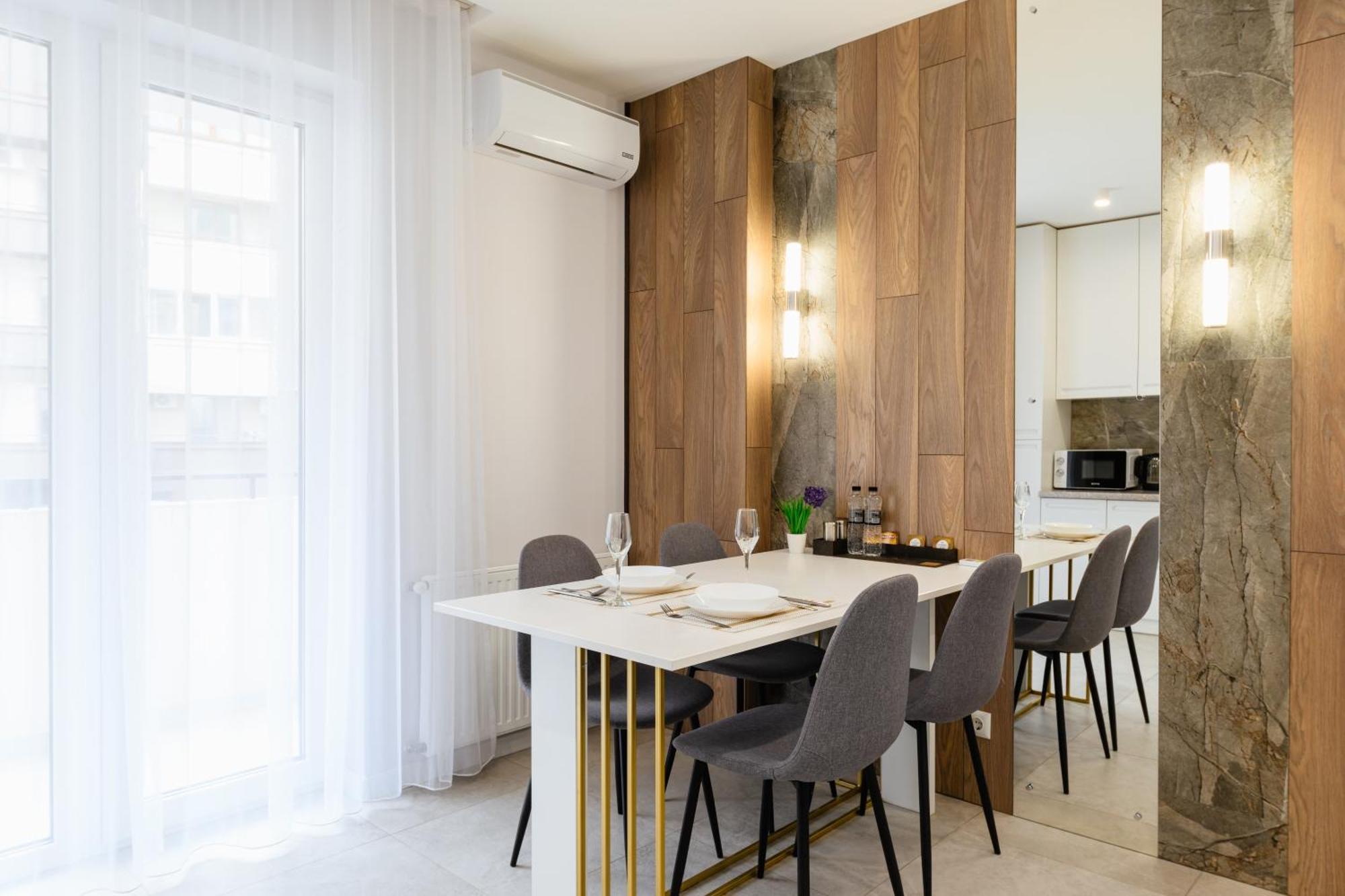 Luxury Apartments “Bozdosh” Ужгород Екстериор снимка