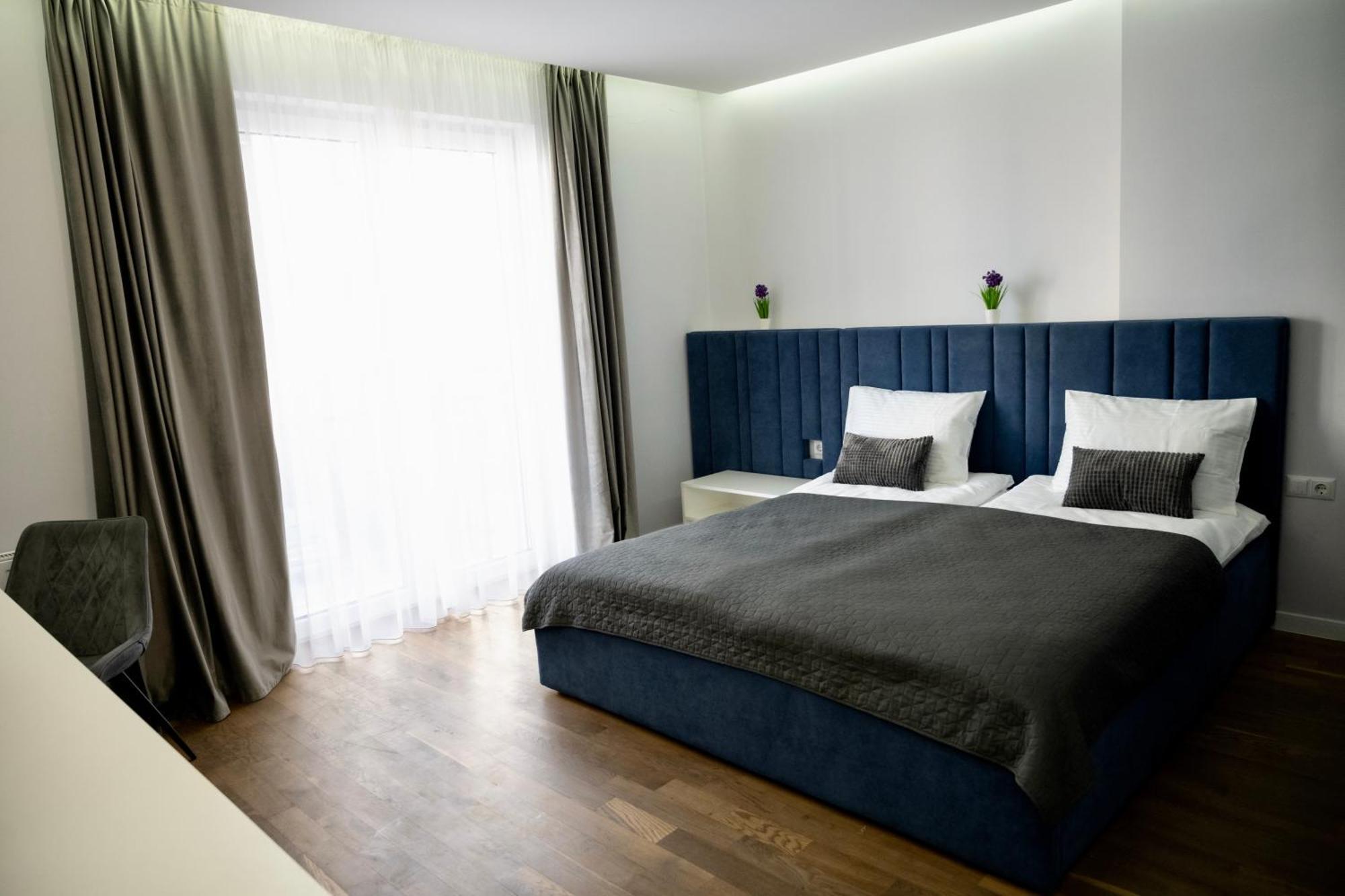 Luxury Apartments “Bozdosh” Ужгород Екстериор снимка